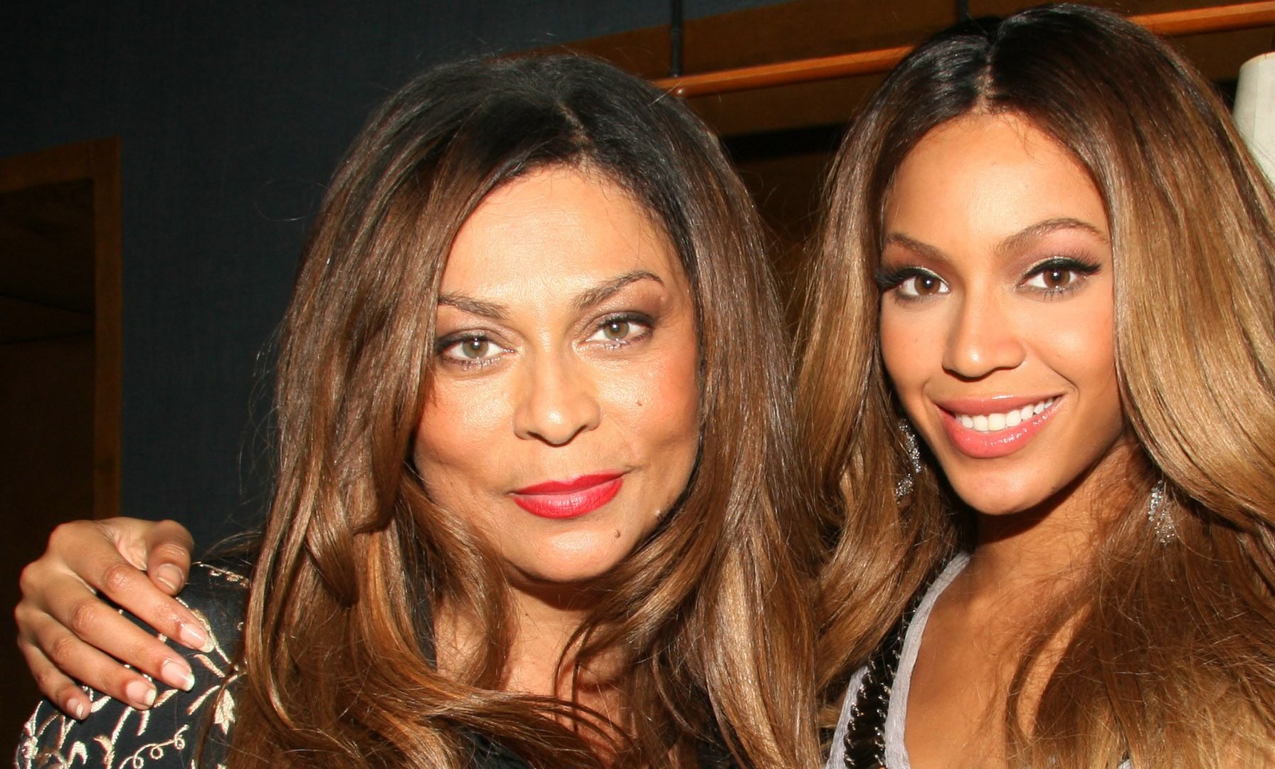 Beyonce et Tina Knowles e1597426697137 Top 41 des stars qui sont le portrait craché de leurs enfants.