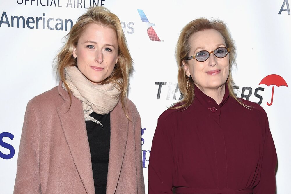 Meryl Streep et Mamie Gummer e1597426665709 Top 41 des stars qui sont le portrait craché de leurs enfants.