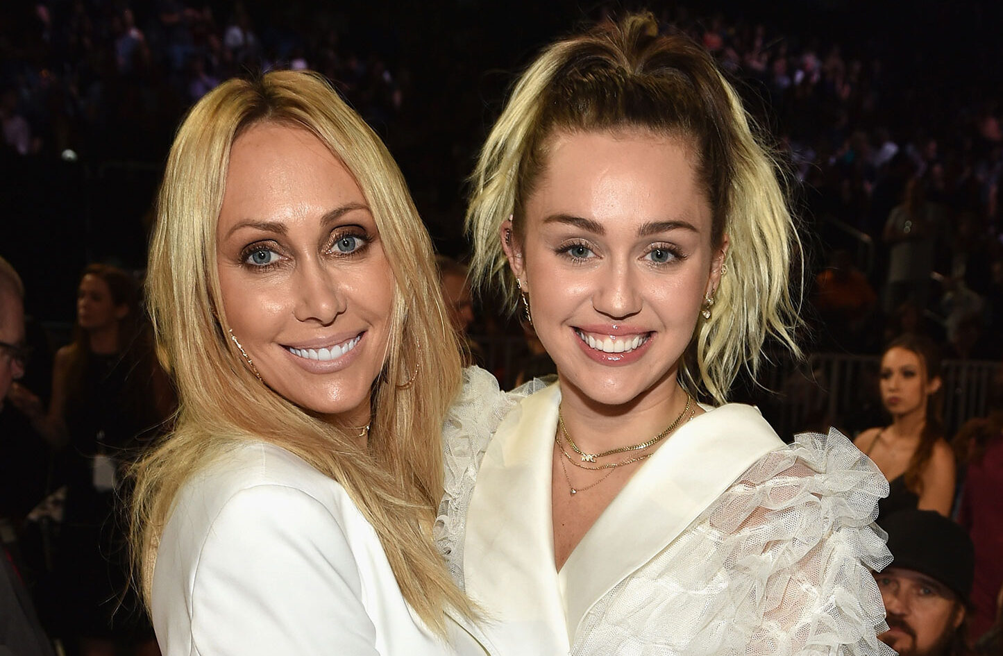 Tish et Miley Cyrus e1597426909959