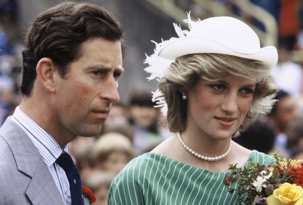 prince Charles et Lady Diana scaled 1 21 théories de conspirations royales absolument incroyables !
