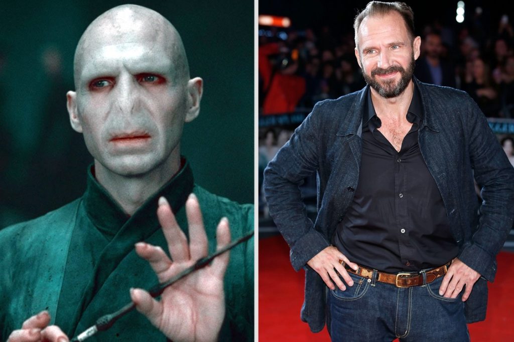 Voldemort — Ralph Fiennes Vous serez incroyablement surpris de voir à quoi ressemblent vos héros préférés sans leurs masques