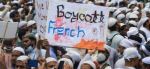 Bangladesh : 50 000 manifestants accusent la France et Macron d’islamophobie !