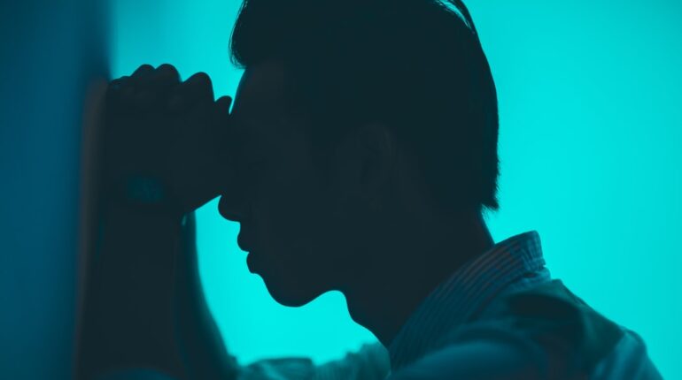 8 signes et symptômes révélateurs d’une tumeur cérébrale à connaître Changements de personnalité confusion Convulsions cérébrales depression faiblesse fatigue humeur indifférence Maux de tête intenses Nausées Perte de mémoire relax santé santé famille santé femme santé France santé mentale santé relaxe santé sécurité SIGNES symptômes symptômes révélateurs tranquillité tumeurs tumeurs bénignes tumeurs cancéreuses tumeurs cérébrales tumeurs malignes tumeurs non cancéreuses vomissements