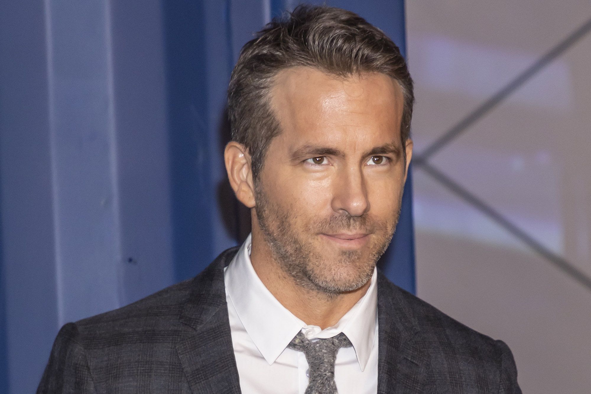 Ryan Reynolds est devenu ami avec Hugh Jackman grace a son ex femme Scarlett Johansson Découvrez le top 10 des acteurs les mieux payés en 2021