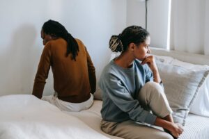 8 signaux d’alarme sur les relations de couple à ne jamais ignorer