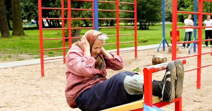 14 grands parents qui tiennent vraiment a la vie… 7 14 grands-parents qui tiennent vraiment à la vie…