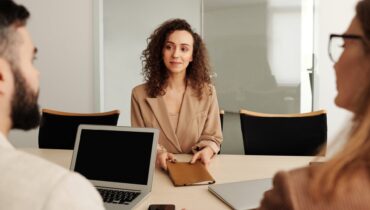 4 astuces d’entretien d’embauche qui peuvent vous placer en tête de liste d’un recruteur