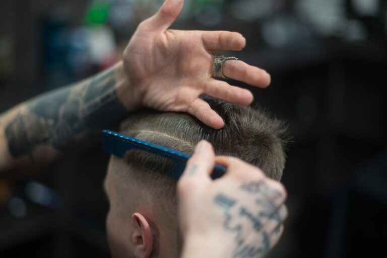 8 coiffures qui devoileraient le veritable caractere de votre homme 1