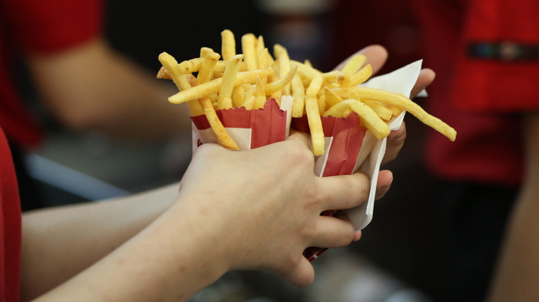4 plats de fast food malsains que les employes eux memes refusent de manger 2 4 plats de fast-food malsains que les employés eux-mêmes refusent de manger