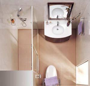 11 idées brillantes pour les salles de bains étroites