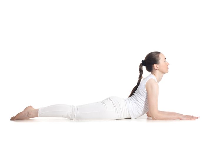 4 poses de yoga tres efficaces pour avoir une belle poitrine et 2 4 poses de yoga très efficaces pour avoir une belle poitrine et prévenir le mal de dos
