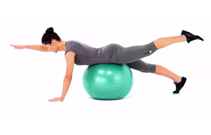 7 exercices pratiques pour eliminer les plis dans le dos et sur les cotes 2 7 exercices pratiques pour éliminer les plis dans le dos et sur les côtés