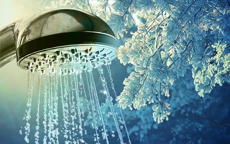 Douche froide Astuces pour réduire, prévenir et éliminer l'humidité et les moisissures de votre maison