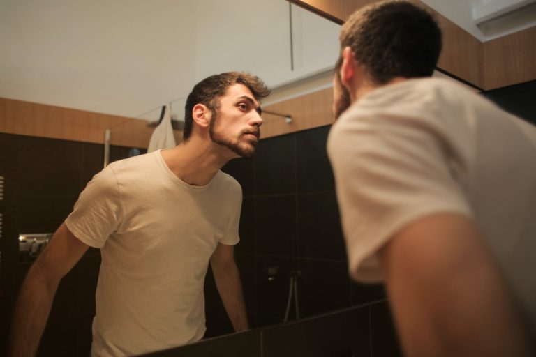 homme sentiments caché