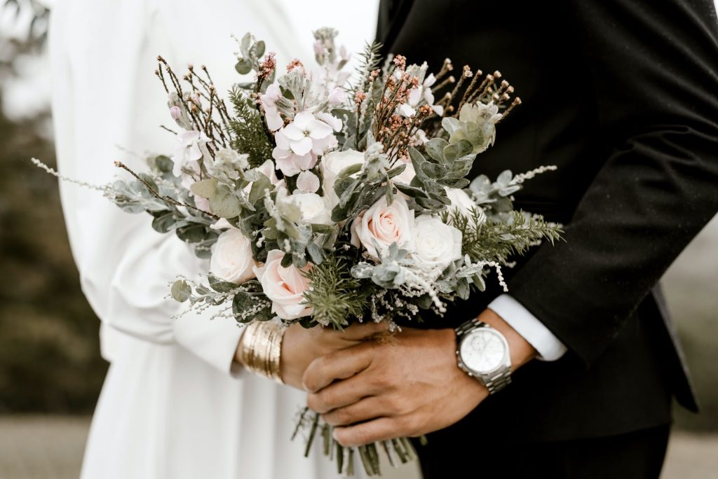 6 erreurs commises à l’âge de 30 ans qui peuvent complètement ruiner votre vie après vos 40 ans femme mariage brusque regret