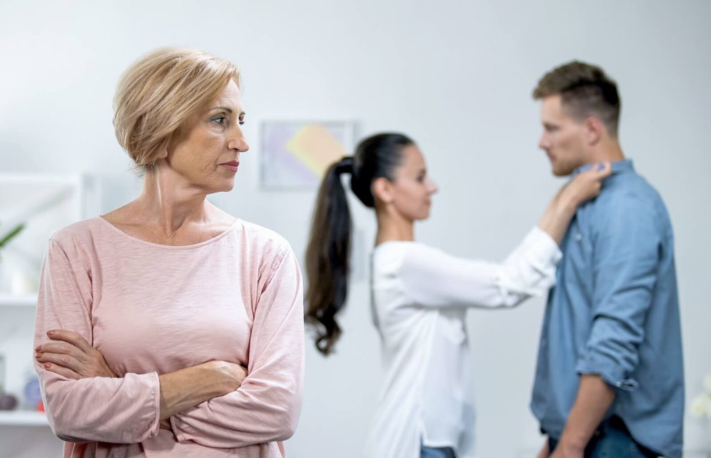 Pourquoi les relations avec les beaux-parents sont-elles si compliquées ? les beaux-parents