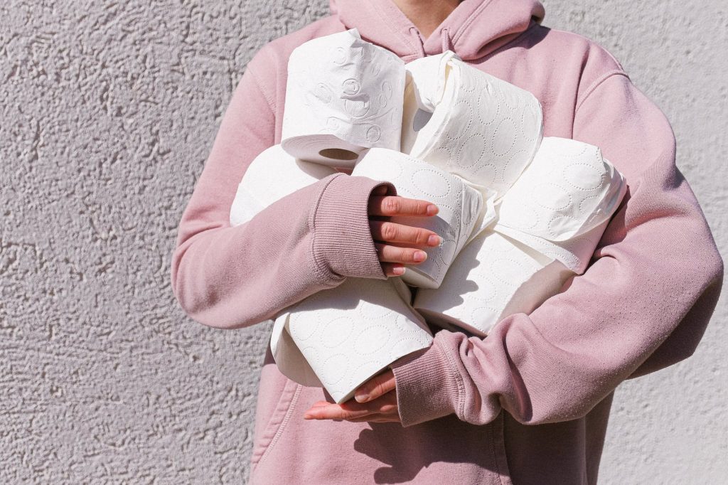 5 aliments à consommer si vous souffrez de constipation La constipation survient lorsque les selles sont évacuées moins de trois fois par semaine