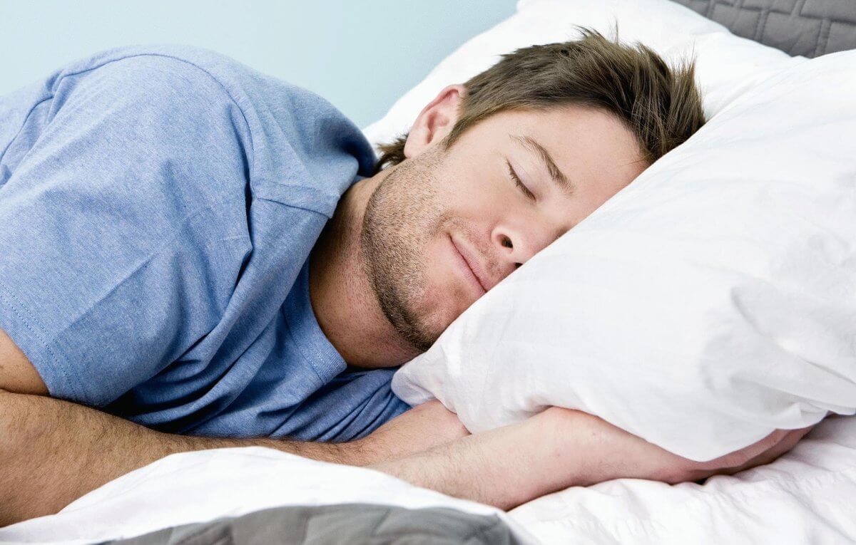 le côté du lit sur lequel vous dormez affecte également la nature de votre personnalité