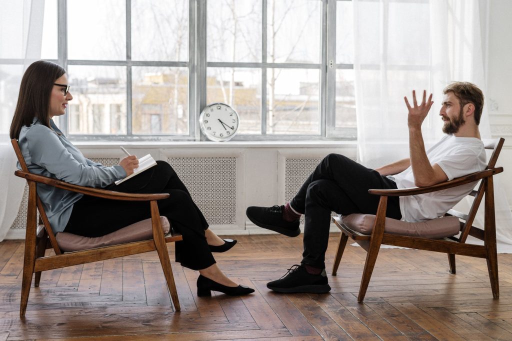 Voici +10 Signes et symptômes de l&rsquo;autisme chez les adultes