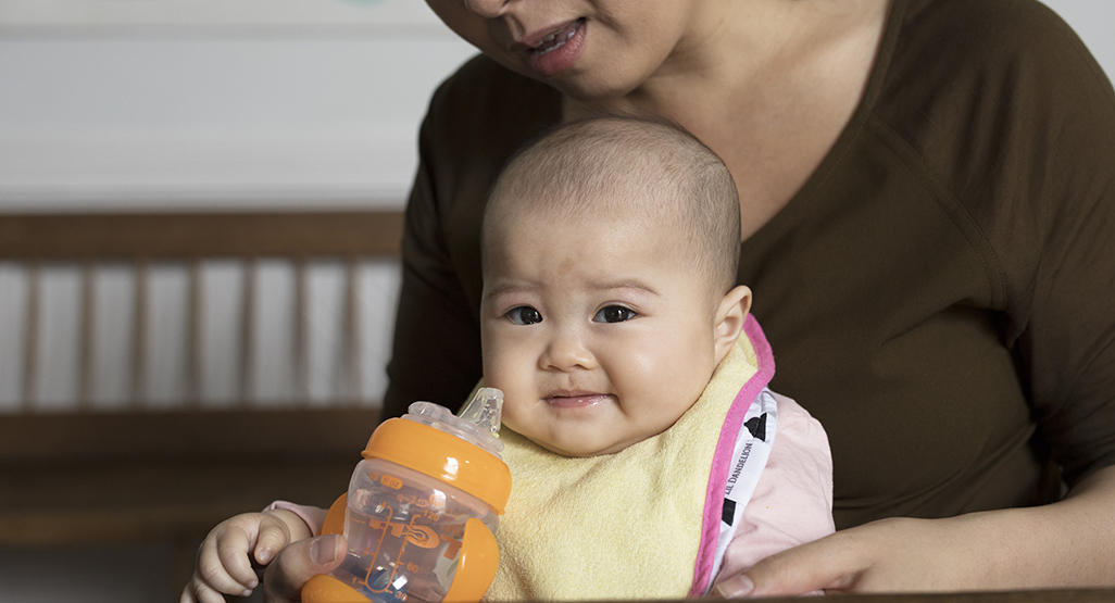 Que se passerait-il si on donnait à un bébé de moins de 6 mois de l'eau ?