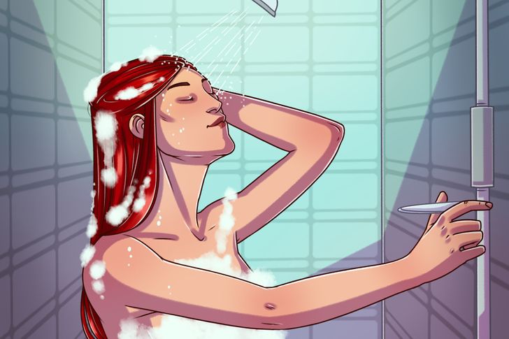 Rincez-vous les cheveux à l'eau fraîche.
